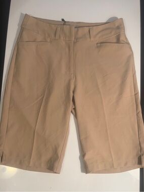 Adidas NWT Women's Golf Bermuda Shorts - Beige Size 2
